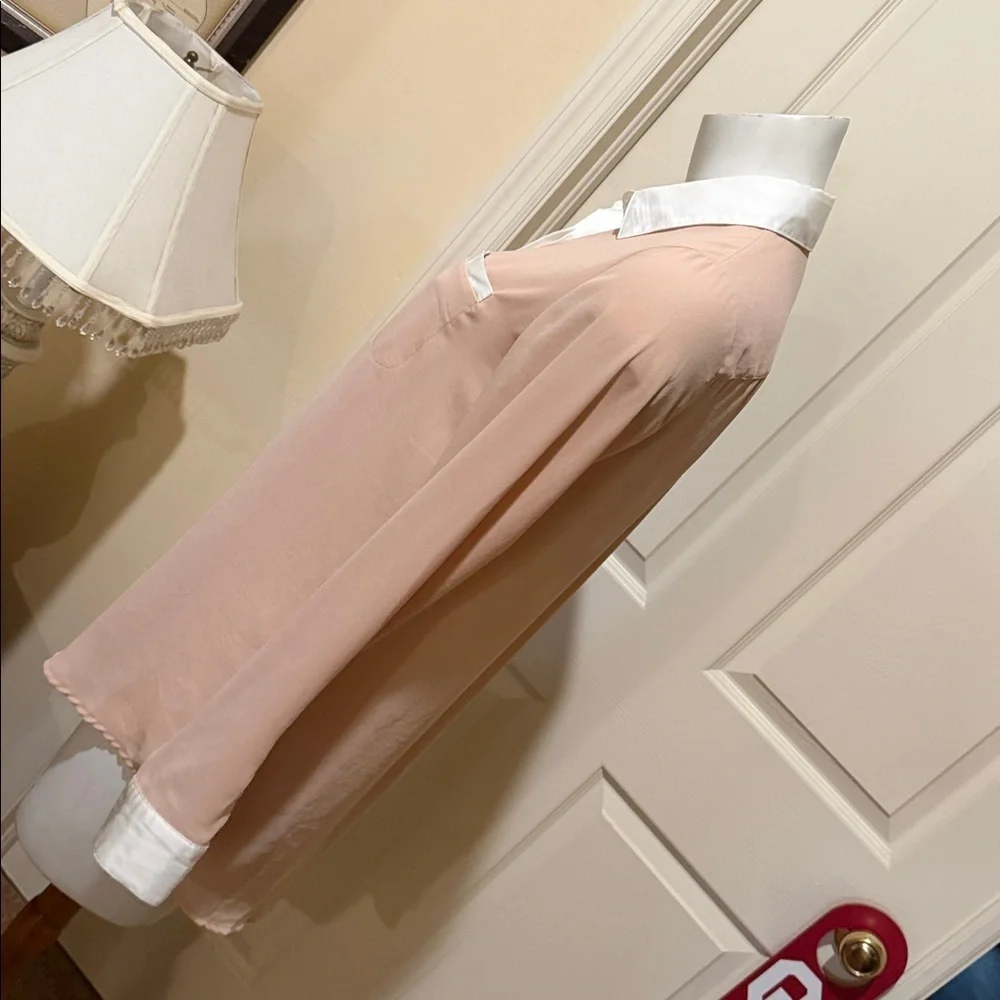 Free People Blouse Hidden Button Down Front. Size XS. Sheer Satin Trim. Pocket
